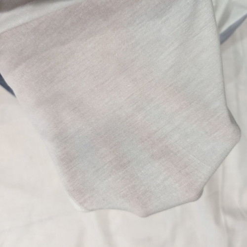 Oversized white T-shirt 100% cotton with artistic face print, like new