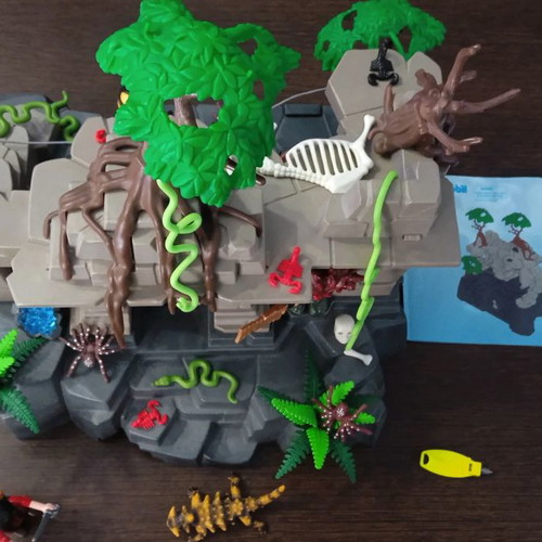 Playmobil 4842 Treasure Temple used