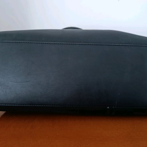 Love Moschino black hand bag like new with charms