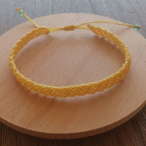 Handmade macrame bracelet new, yellow adjustable