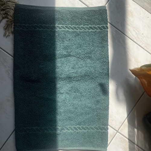 Face towel like new, 50 x 90 cm, green cotton