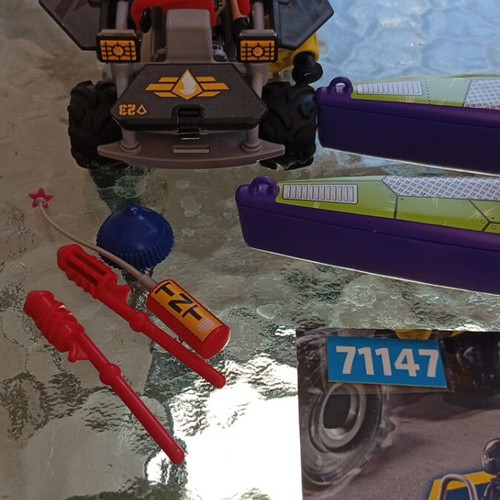 Playmobil Amphibious Special Forces Vehicle 71147 Like New, Floats on Water