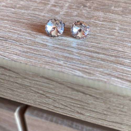 Pair of earrings with small diamond like new, silver