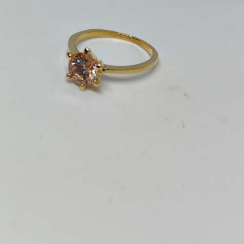 Ring with yellow gold finish and champagne stone, like new