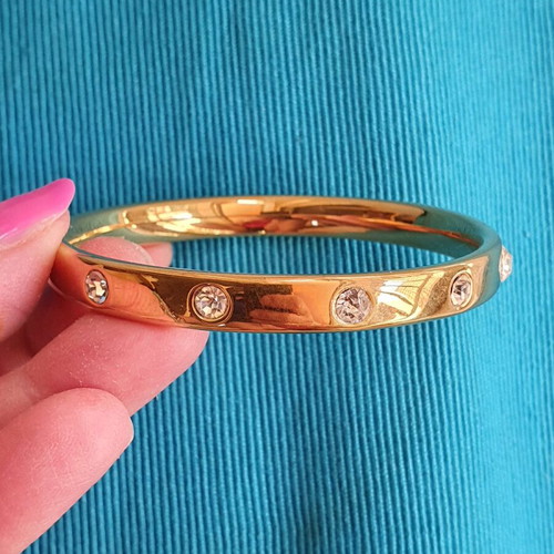 Vintage Monet bracelet like new, 22k gold plated with crystals