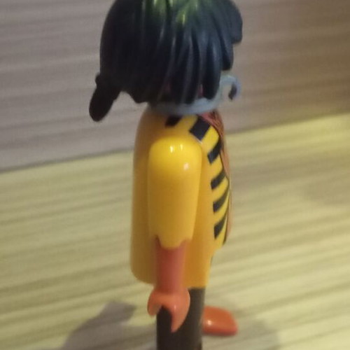 Playmobil pirate like new with rare collar