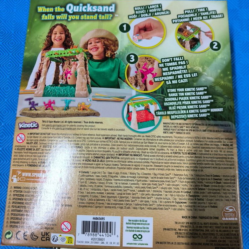 Spin Master Sink N' Sand board game with authentic kinetic sand new