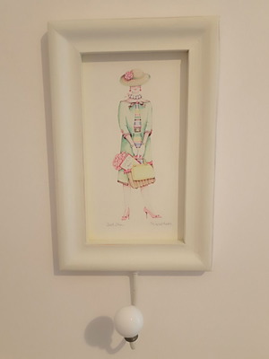 Vintage Mid-Century Fashion Art Wall Hook like new
