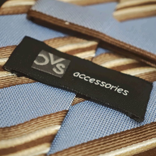 The Bostonians ties like new, multicolored