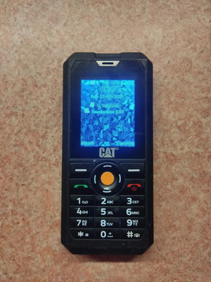 Caterpillar B30 phone like new, black, with charger
