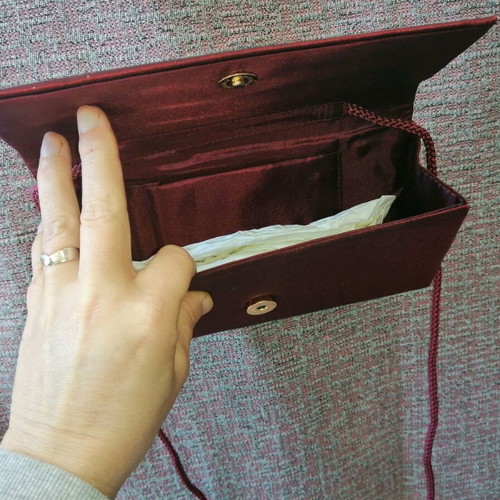 Evening bag like new, burgundy, handheld with strap