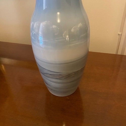 Copenhagen Original collectible porcelain vase with hand painting new
