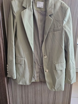 Bershka σακάκι μπλέιζερ, λαδί, XS