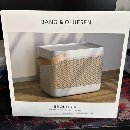 Beolit 20 portable Bluetooth speaker Bang & Olufsen