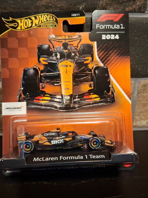 McLaren Formula 1 Team Hot Wheels Premium καινούργιο