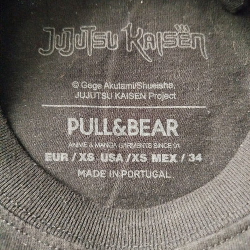 Jujutsu Kaisen T-shirt Pull & Bear like new, black, size XS