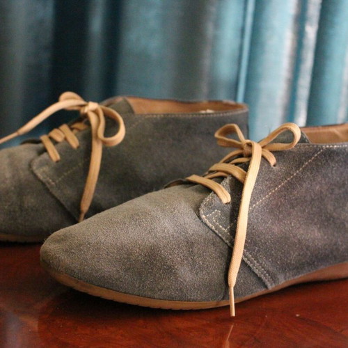 Oxford Swing Shoes castor suede like new, size 38, turquoise