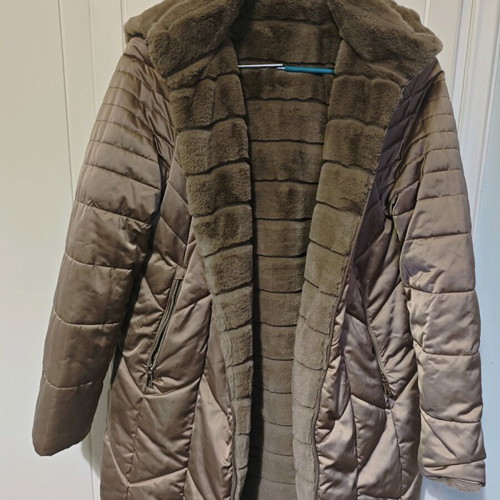 BSB large jacket like new, beige