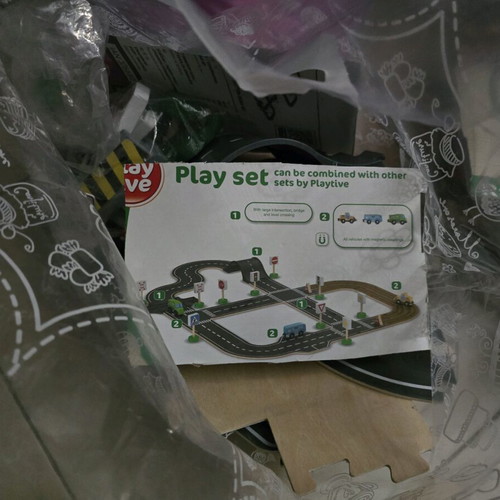 Playtive trains like new, pack with 2 tracks