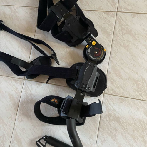 Medical Brace MB.2001 Adjustable Right Elbow Orthosis like new, black