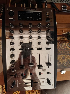 Omnitronic Pro Mixer PM660 chrome edition, like new