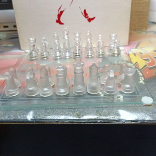 Johny Walker glass chess new