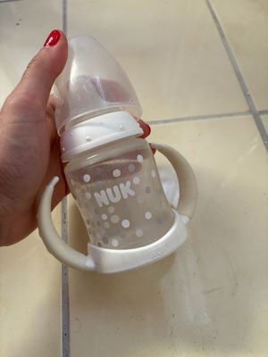 Παγουρίνο μπιμπερό NUK λευκό μεταχειρισμένο για βρέφη