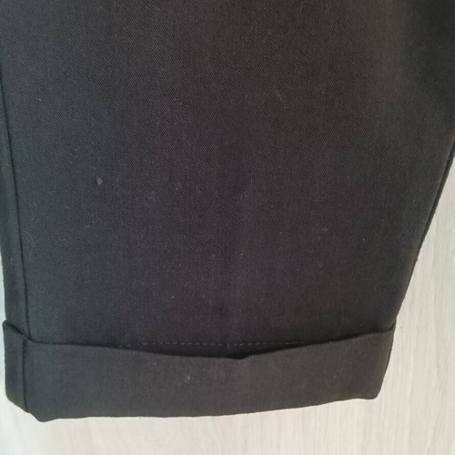 Milk & Honey women's office pants medium used, black crop