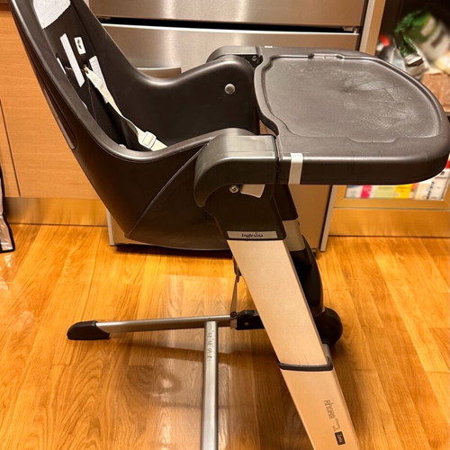 Inglesina high chair used, foldable with 3-position recline