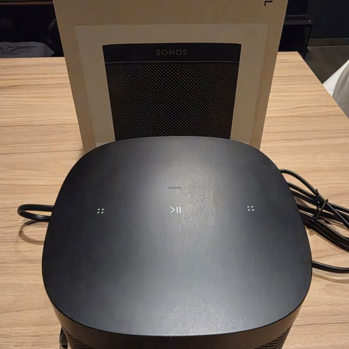 Sonos Dolby Atmos Soundbar Arc white and 2x Sonos One SL black set like new