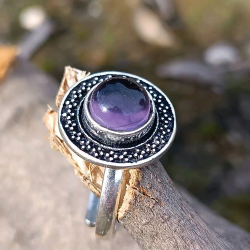 Silver-plated ring with amethyst new, adjustable size