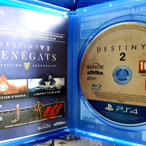 Destiny 2 Renegats PS4 used, excellent condition