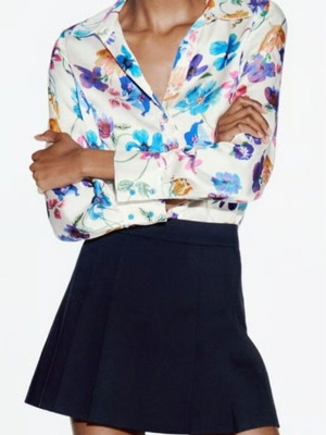 Zara shirt new, size XS, white multicolor