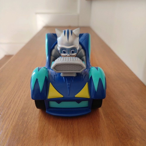 Pj Masks car and Catboy figure like new