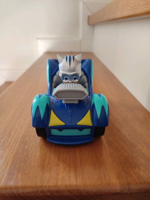 Pj Masks car and Catboy figure like new