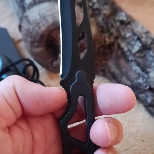 Survivor Fixed Blade Neck Knife HK-656 new with whistle