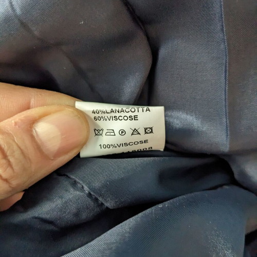 BSB women's coat dark blue size Medium with hood like new
