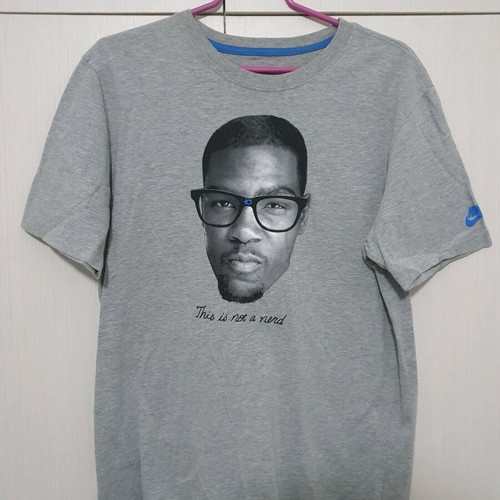 Nike Kevin Durant short-sleeve shirt used, size medium, gray