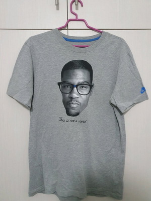 Κοντομάνικη μπλούζα Nike Kevin Durant μεταχειρισμένη, μέγεθος medium, γκρι