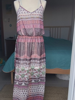 Boho maxi φόρεμα με ανοιχτή πλάτη και ethnic print σαν καινούργιο, πολύχρωμο
