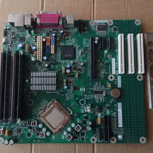 HP Compaq dc7800p Convertible Minitower Socket 775 motherboard like new with CPU, fan, and RAM