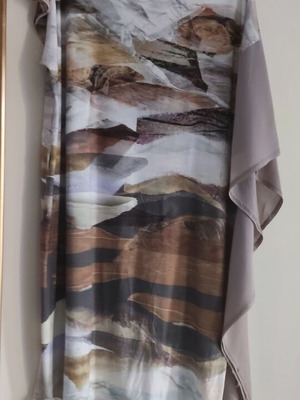 Dress with extra sleeve length, like new, beige and brown, XXL