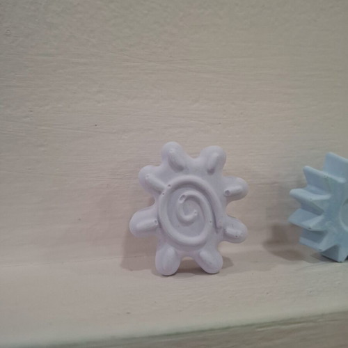 Set of ceramic flower fridge magnets