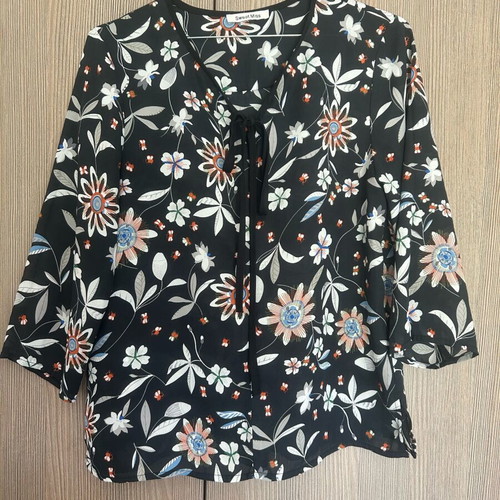Floral blouse like new, spring-autumn with 3/4 sleeve one size