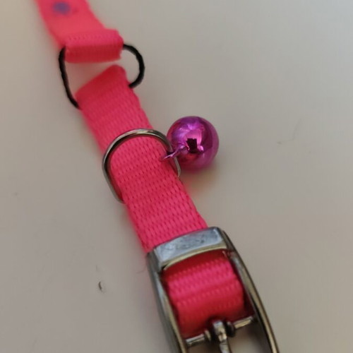 Pink cat collar with patterns and bell new