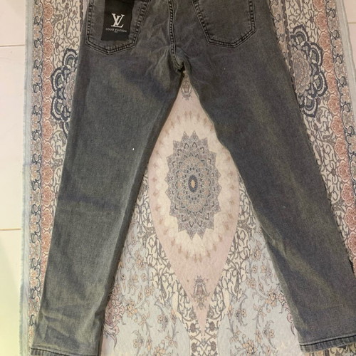 Louis Vuitton women's jeans new with belt and inner wallet grey