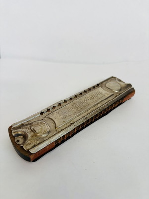 Antique 1910 German Tremolo Harmonica "The Troubadour" used