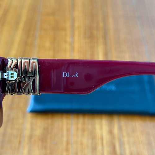 Christian Dior Miss Dior Sunglasses used, maroon