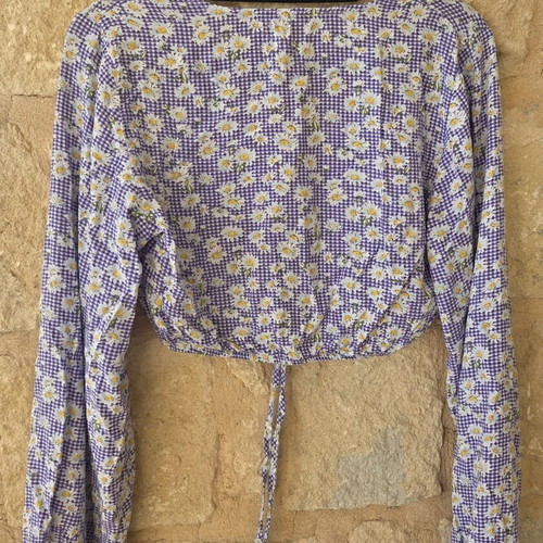 MindYourStyle Daisy Floral Crop Top like new, purple gingham