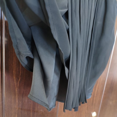 JLO Black Pleated Midi Dress Small like new